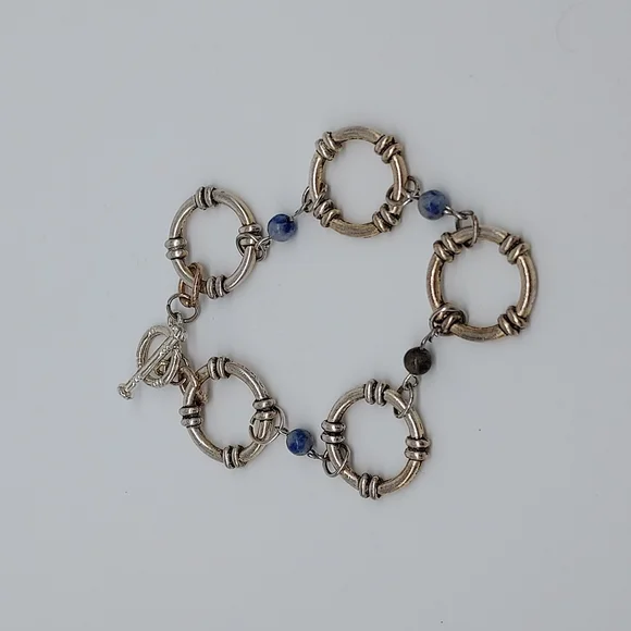 Elegant Silver Sodalite Beaded Bracelet for Women - Picture 3 of 3